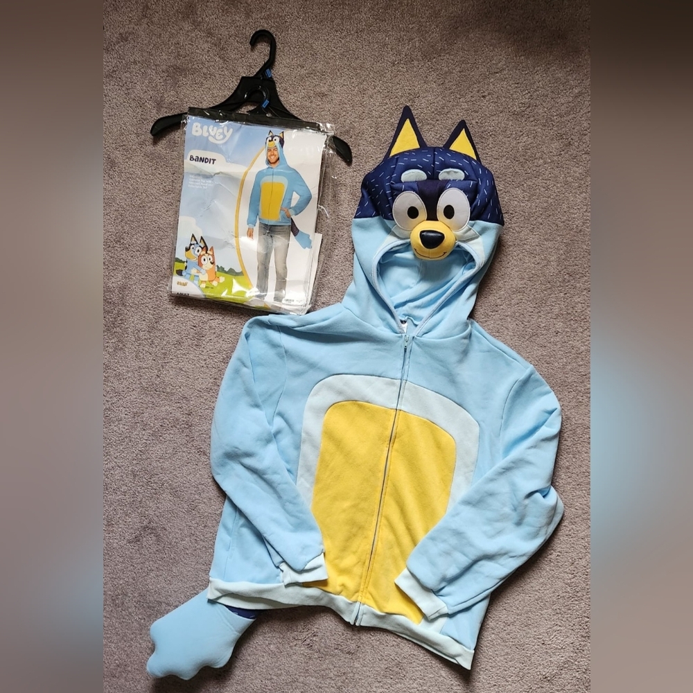 Bandit Adult XL Hoodie Costume